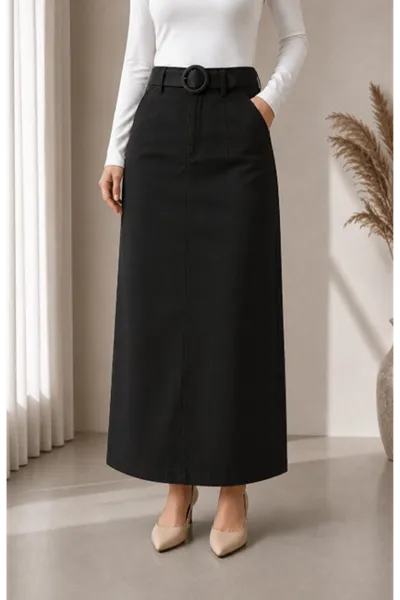 Gabardine skirt with pockets and buckles, black