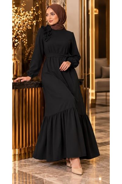 Crepe dress with ruffles on the shoulders, black